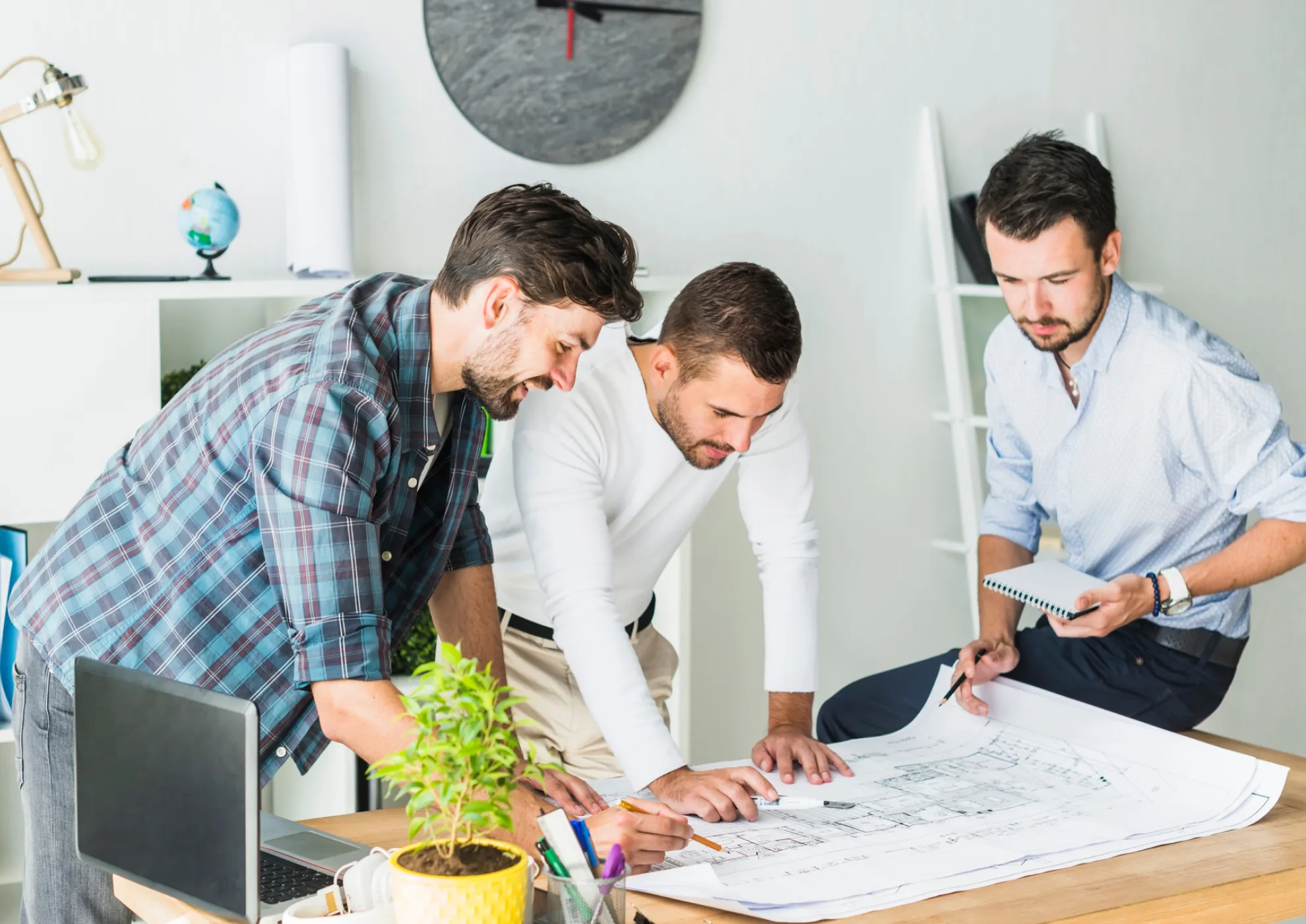 Unifiez Votre Voix. Distinguez-vous de la Foule. Faites Reconnaître Votre Marque.