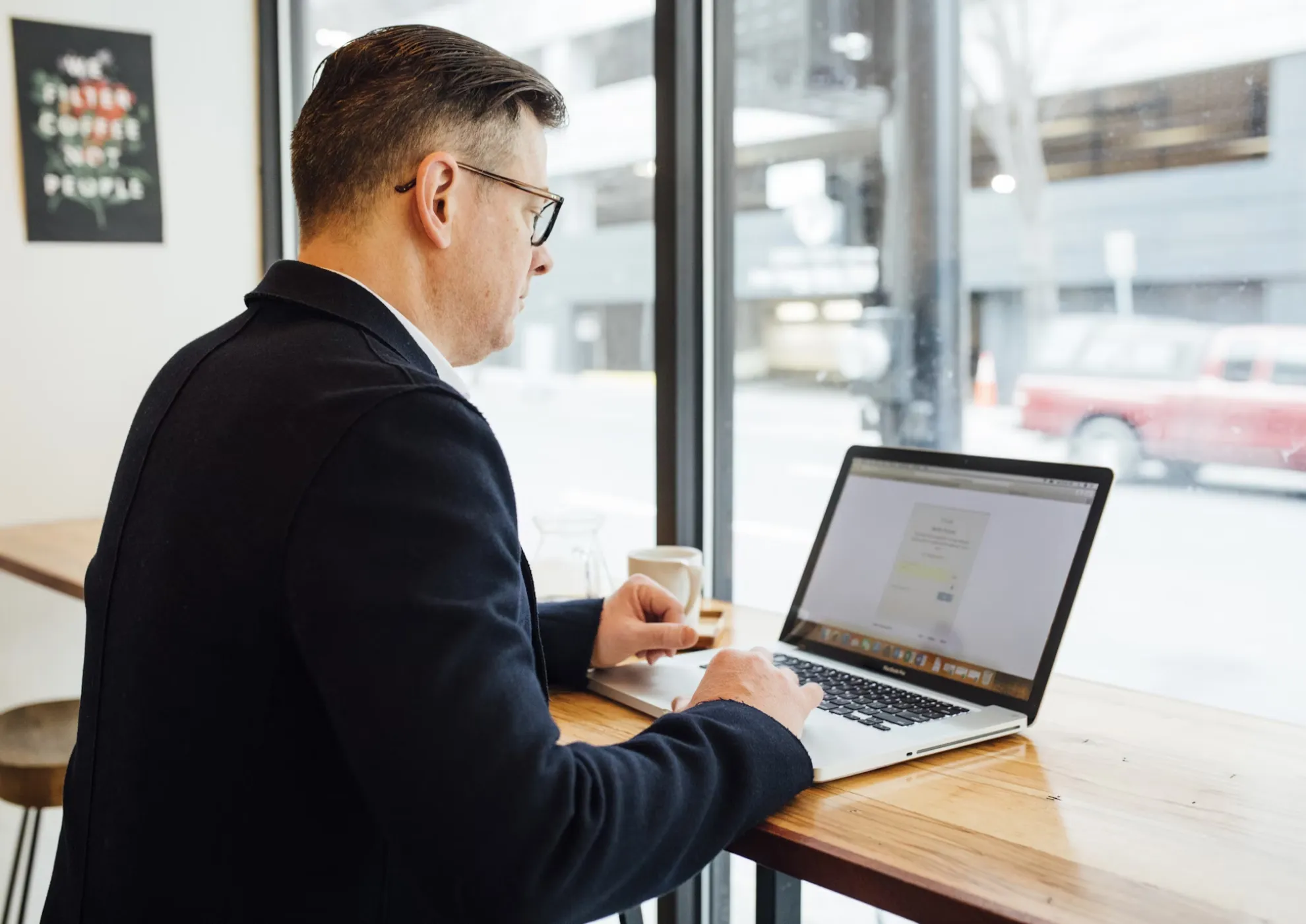 Unifiez Votre Voix. Distinguez-vous de la Foule. Faites Reconnaître Votre Marque.