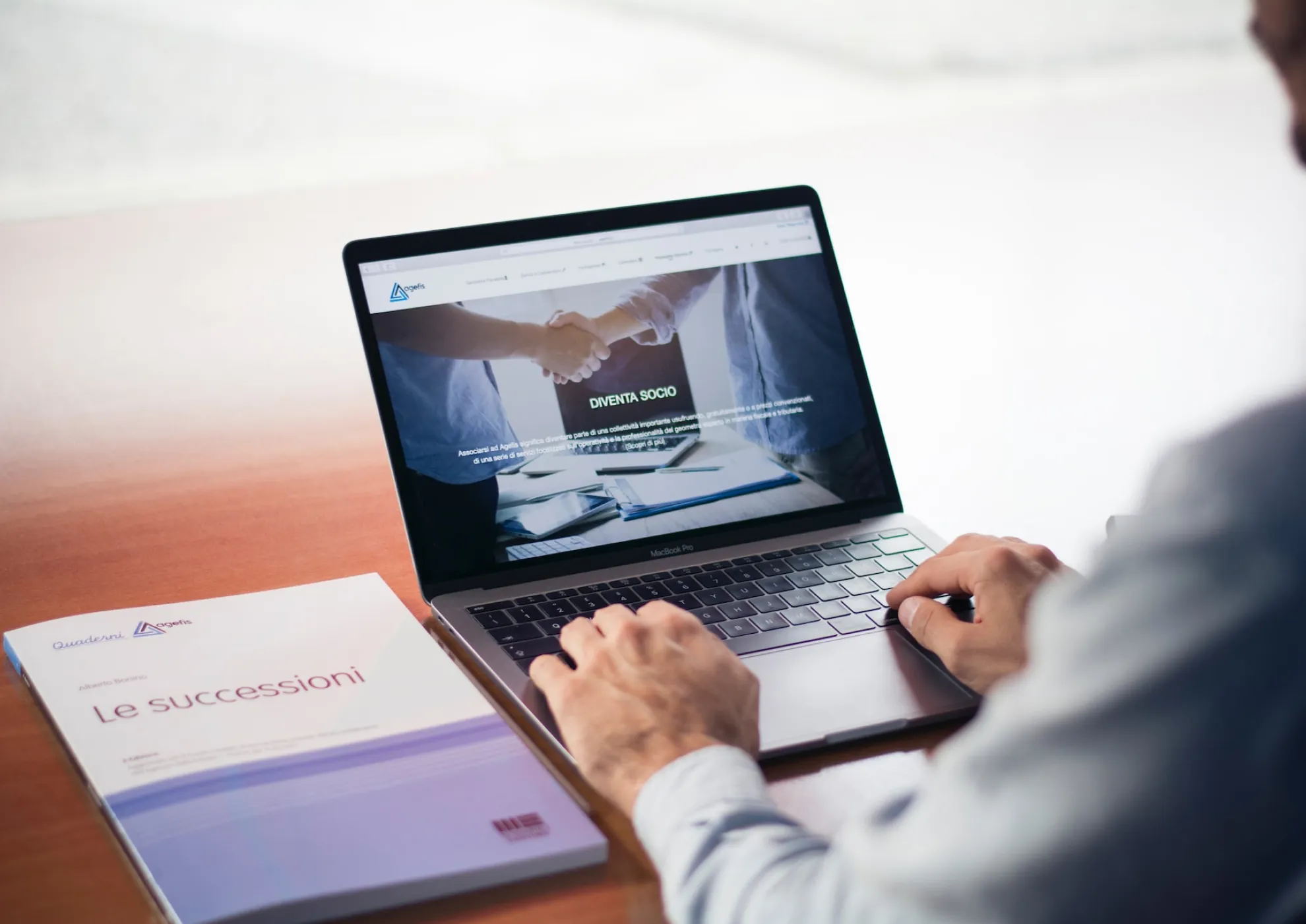 Unifiez Votre Voix. Distinguez-vous de la Foule. Faites Reconnaître Votre Marque.